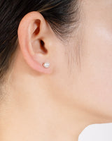 VEGAN PEARL LIGHT PIERCED EARRING Ⅰ - PURE SILVER 999